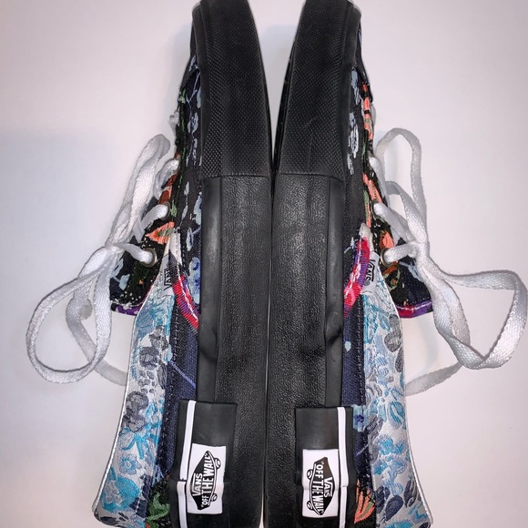 NWB Vans Floral Brocade Slip On Cap Sneakers - Picture 10 of 16